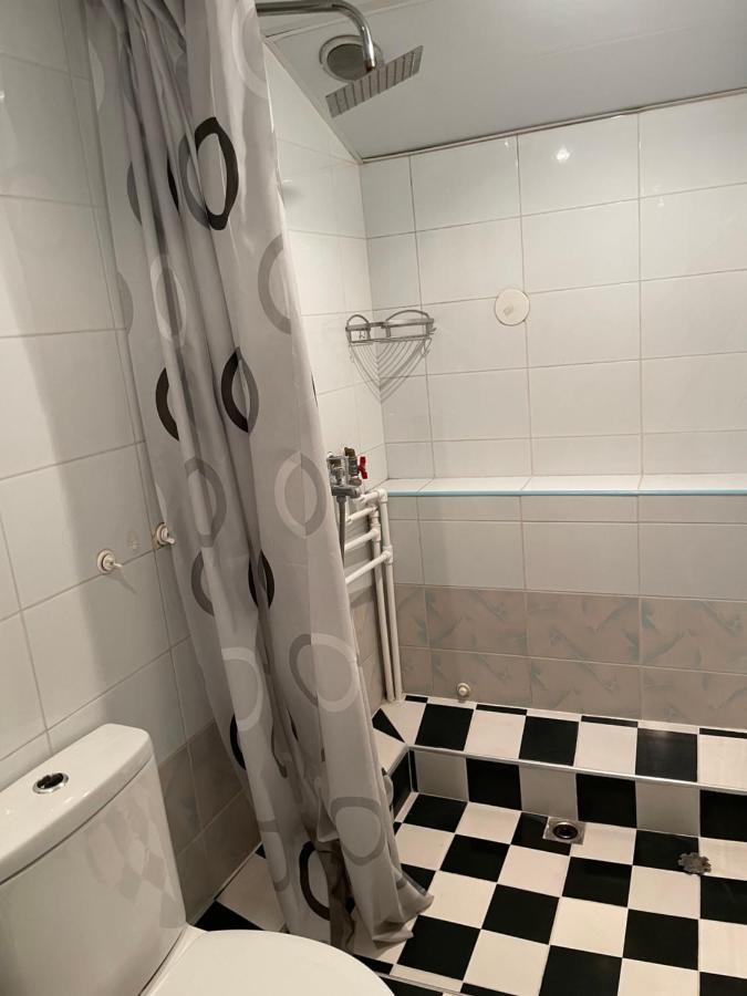 N 1 Hostel Ереван Экстерьер фото